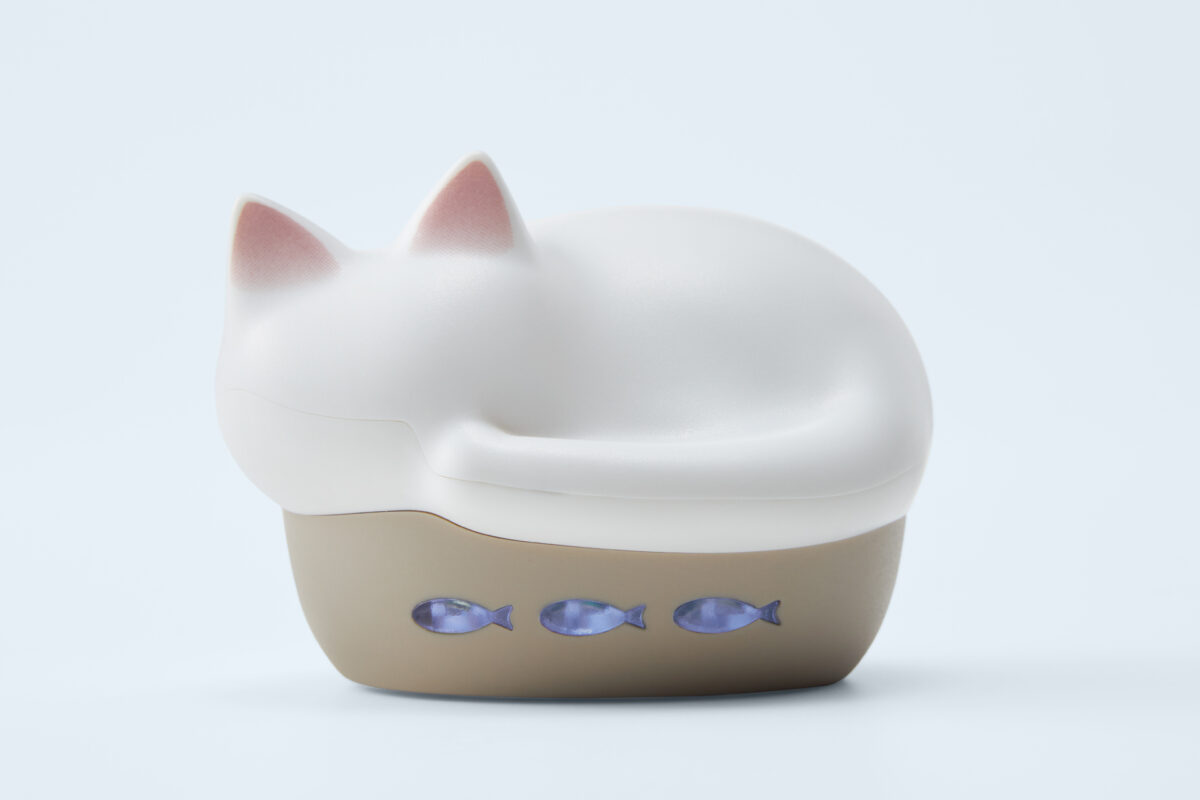 NEKO HP-C28BT｜まるで猫ベッドでくつろぐ猫ちゃん